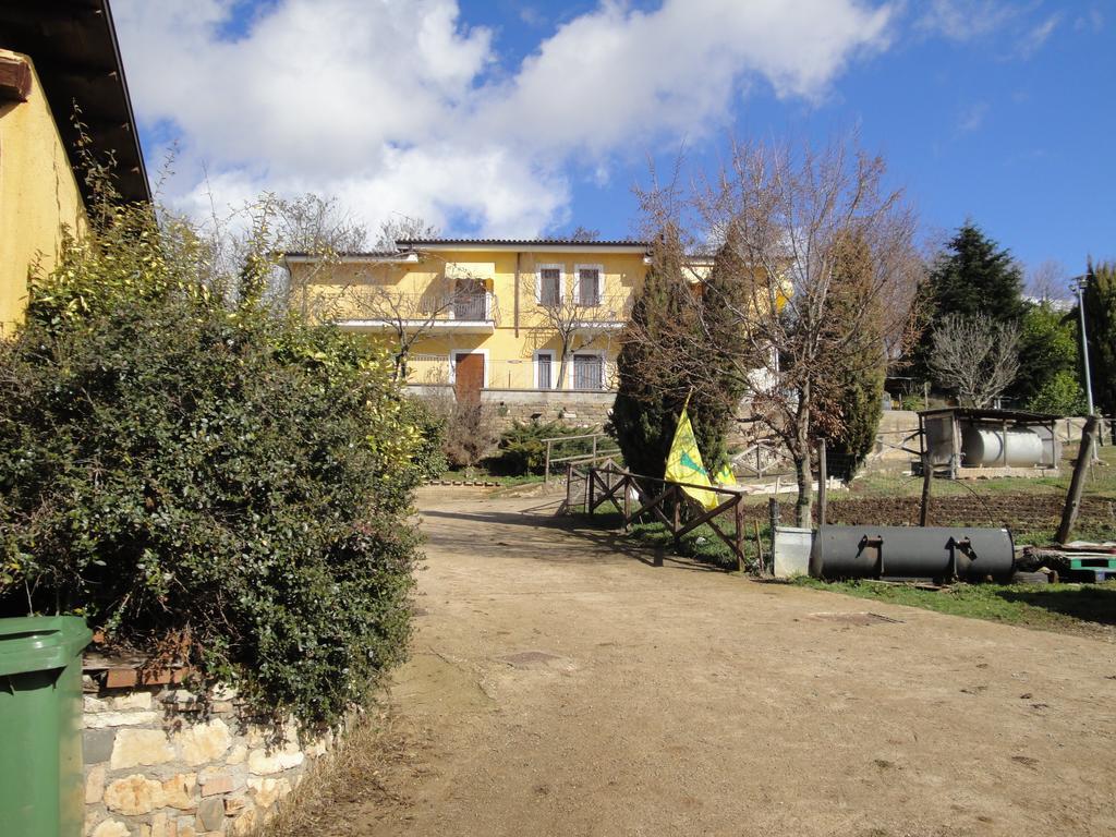 Agriturismo Le Valli Hotel Acuto Luaran gambar